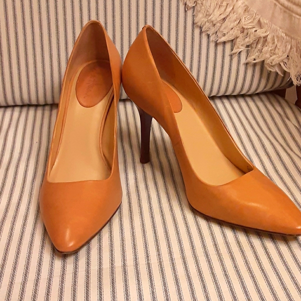 Cole Haan Nike Air  3 inch heels  in( cognac) tan